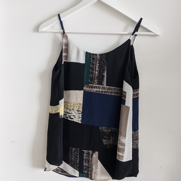 Aritzia Babaton Silk Printed Loose Fit Camisoles - Picture 4 of 5